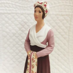 Arlésienne XVIIIème 18cm