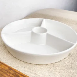 Assiette apéritif à compartiments en porcelaine