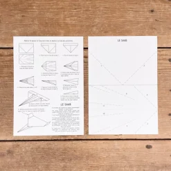 32 Avions de papier