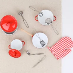 Batterie de cuisine rouge pour enfants