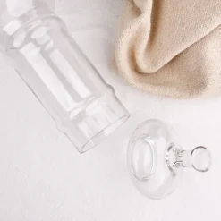 Bonbonnière en verre à pied
