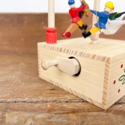 Boîte à musique en bois Carrousel