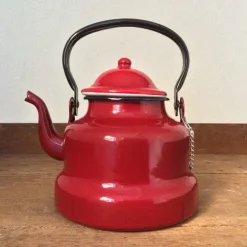 Bouilloire 1 L émail rouge