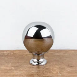 Boule de laiton à fixer Ø 50 mm