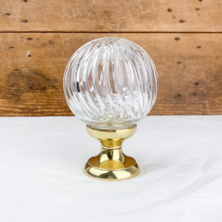 Boule de rampe en cristal et laiton
