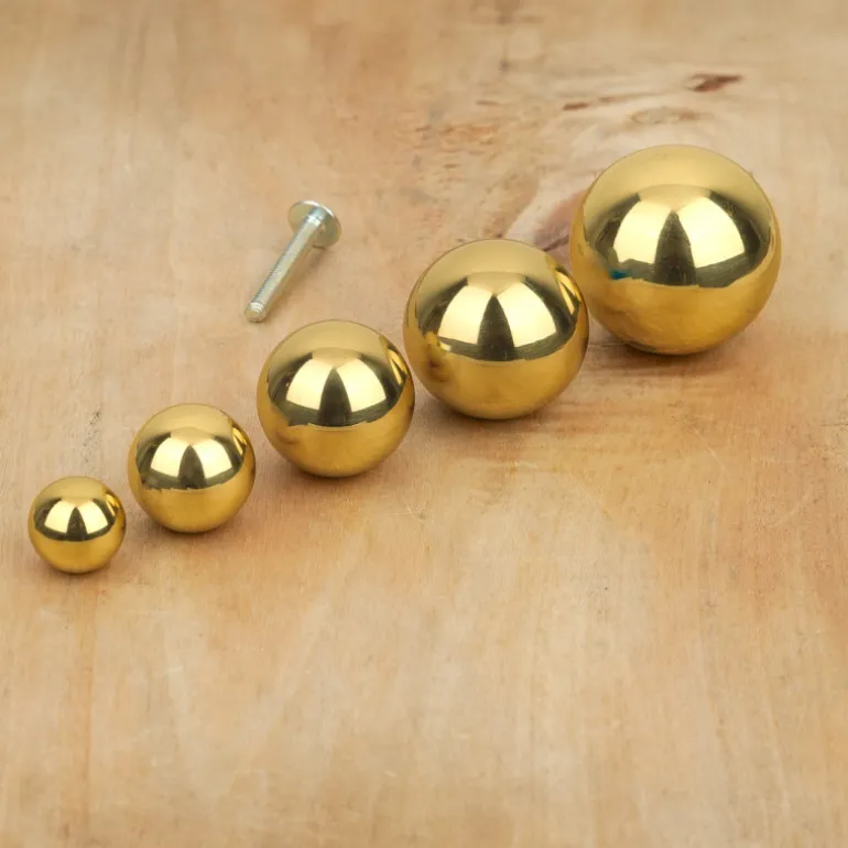 Bouton de meuble boule laiton poli