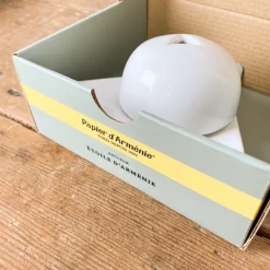 Brûleur à papiers d'arménie