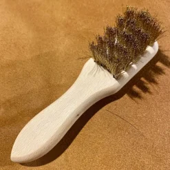Brosse à daim fils de laiton