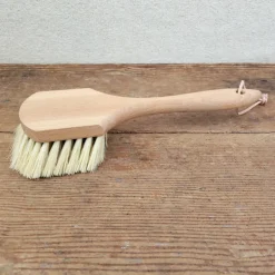 Brosse pour coussins de jardin