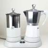 Cafetière et mousseur à lait en aluminium