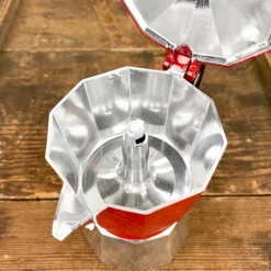 Cafetière italienne colorée