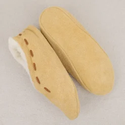 Chaussons en cuir fourrés