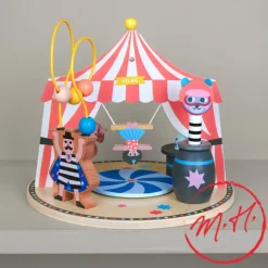 Cirque d'éveil en bois