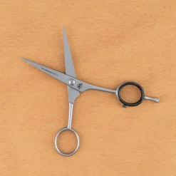 Ciseaux à barbe microdentés