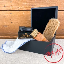 Coffret Noir entretien du cuir Saphir Médaille d'Or