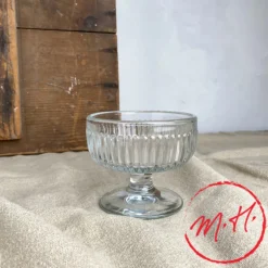 Coupe à glace en verre côtelé
