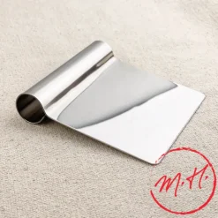 Coupe-pâte droit 12cm inox