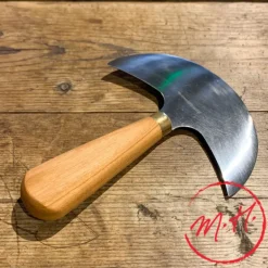 Couteau demi-lune pour cuir