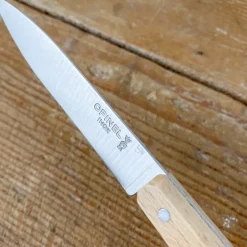 Couteau d'office Opinel en hêtre