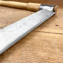 Couteau à fendre