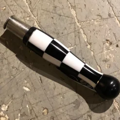 Couteau Nontron n°25 manche boule 12cm damier