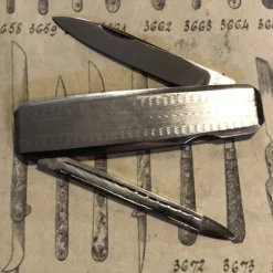 Couteau onglier en inox