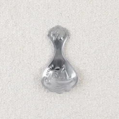 Cuillère à thé festonnée