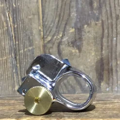 Cutter à doigt pour le cuir