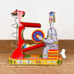 Eléphant jongleur mécanique