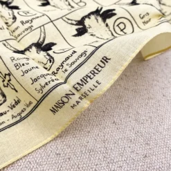 Foulard des manades