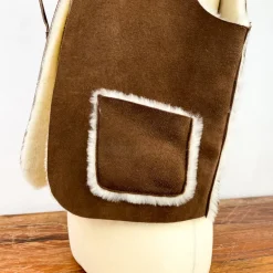 Gilet de berger en peau d'agneau