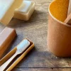 Gobelet en bois d'épicéa liquide