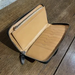 Grand portefeuille zippé en cuir