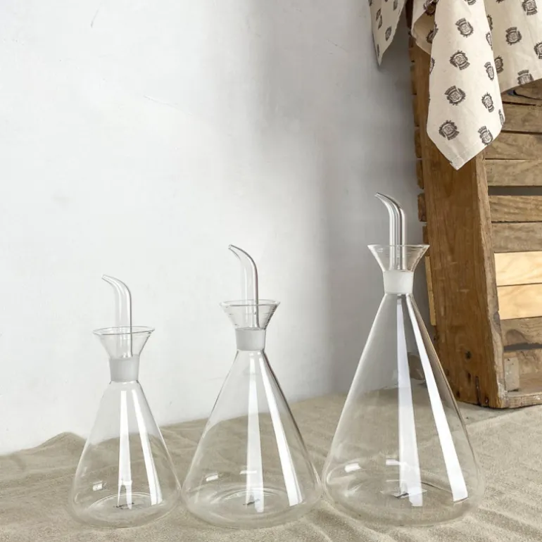 Huilier en verre éprouvette