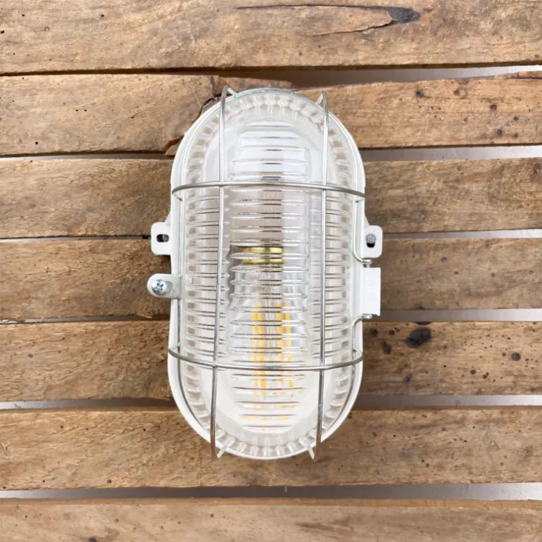 Lampe hublot en bakélite pour salle de bain