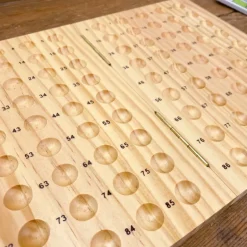 Loto de luxe avec boulier en métal