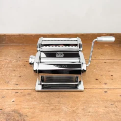 Machine à pâtes manuelle