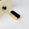 Mini brosse en bois pour ardoise