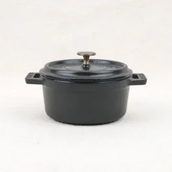Mini cocotte en fonte Staub