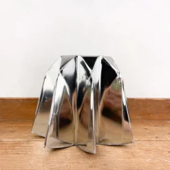 Moule à Pandoro en fer blanc