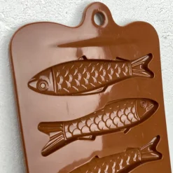 Moule à sardines en chocolat