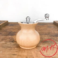 Moulin à épice en bois