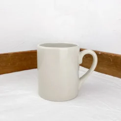 Mug en grès naturel