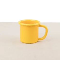 Mug en émail coloré