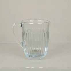 Mug en verre pressé