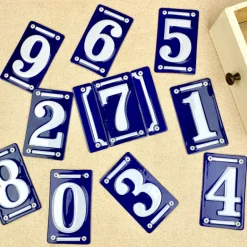 Numéro de maison en émail