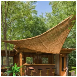 Ombrière fibre coco triangulaire