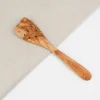Palette de cuisine perforée en olivier