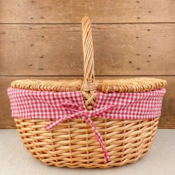 Panier motif Vichy rouge