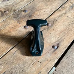 Patère en porcelaine de Limoges